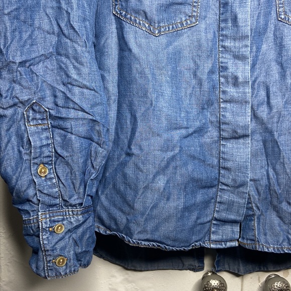 Cloth and Stone womens long sleeve roll cuff button up Chambray Tencel Sz L Blue - Picture 8 of 10